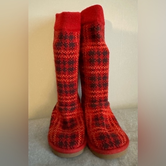 Ugg 1877 Carly Jester plaid red sweater boots size youth 3 - Picture 3 of 5